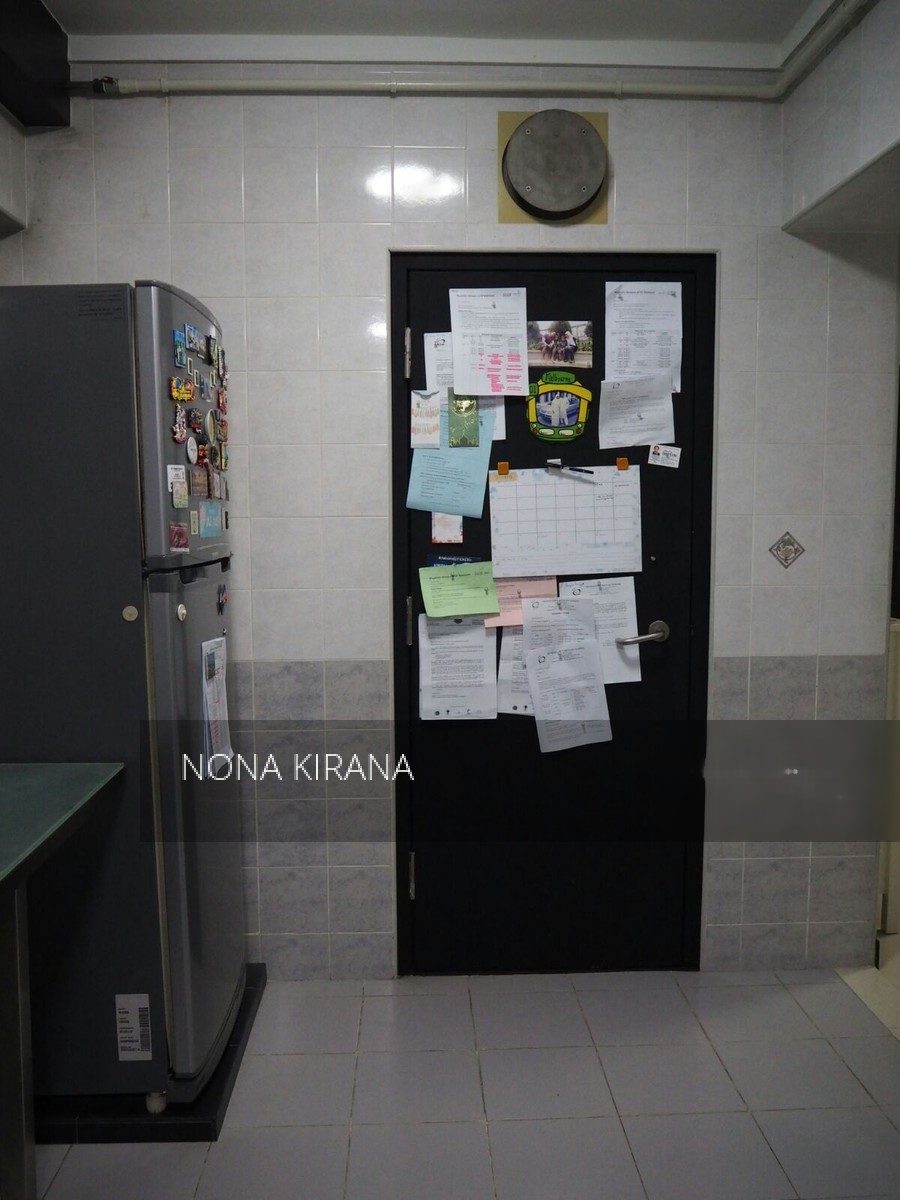Blk 56 Strathmore Avenue (Queenstown), HDB 4 Rooms #128529632